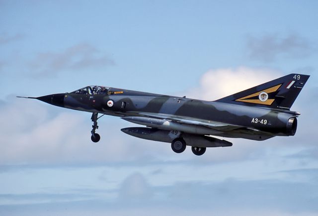 A349 — - AUSTRALIA - AIR FORCE - DASSAULT (GAF) MIRAGE IIIOA - REG : A3-49 (CN 49) - EDINBURGH RAAF BASE ADELIADE SA. AUSTRALIA - YPED (18/9/1984)