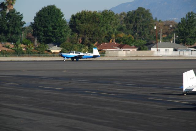 Mooney M-20 (N741SB)