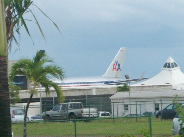 Boeing 757-200 (N189AN)