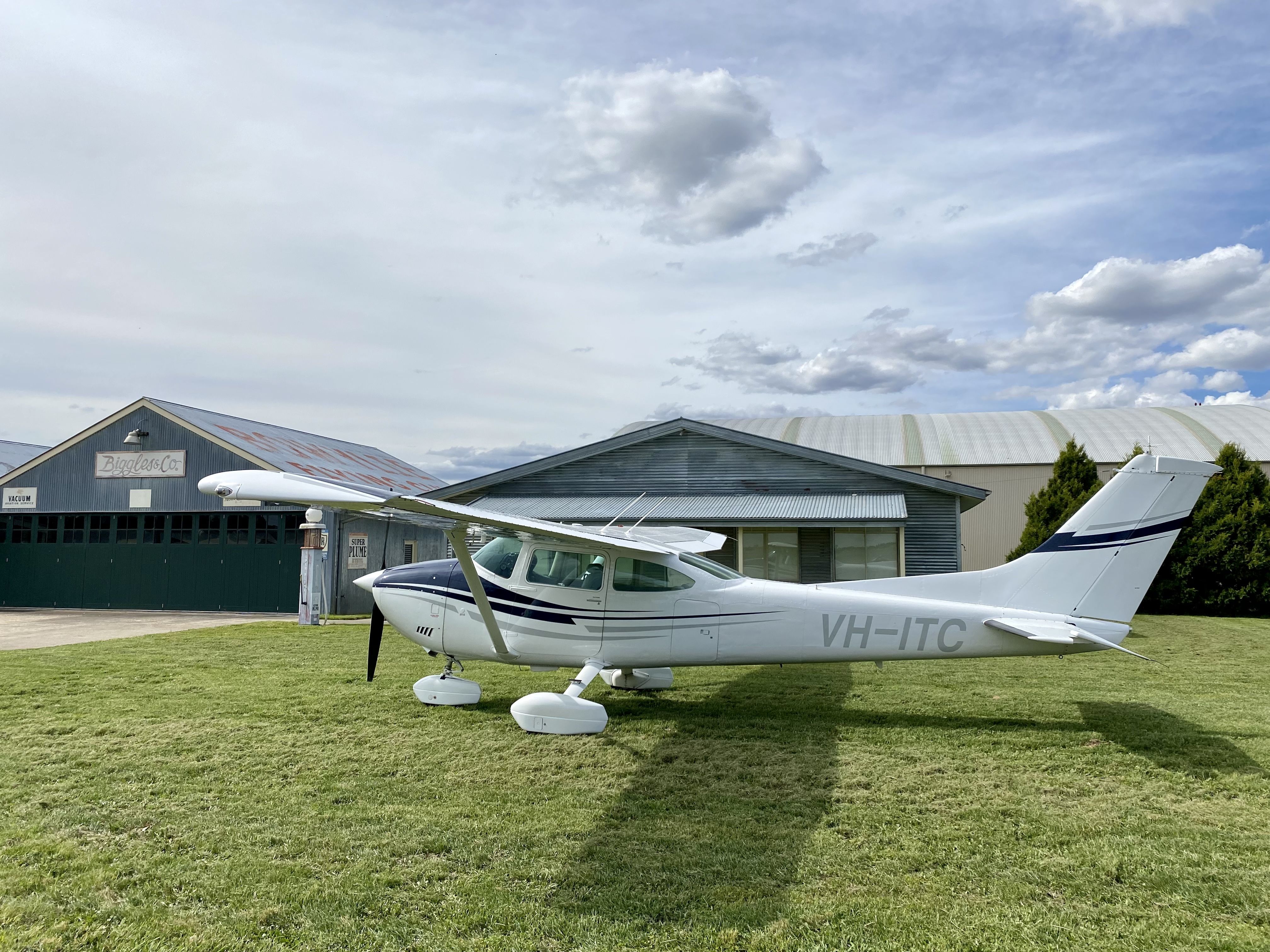 Cessna Skylane (VH-ITC)