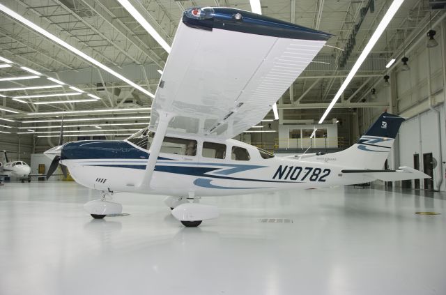 Cessna 206 Stationair (N10782)