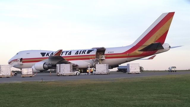 Boeing 747-200 (N706CK) - Seafood being loaded up on a "Connie" bird bound for Alaska, then towards Ningbo China.