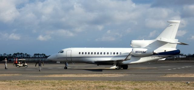 Dassault Falcon 7X (N506BA) - Shortly after arriving is this 2011 Dassault Falcon 7X from the Winter of 2024.