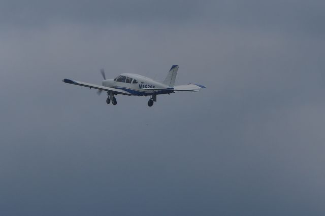 Piper Cherokee (N16395)