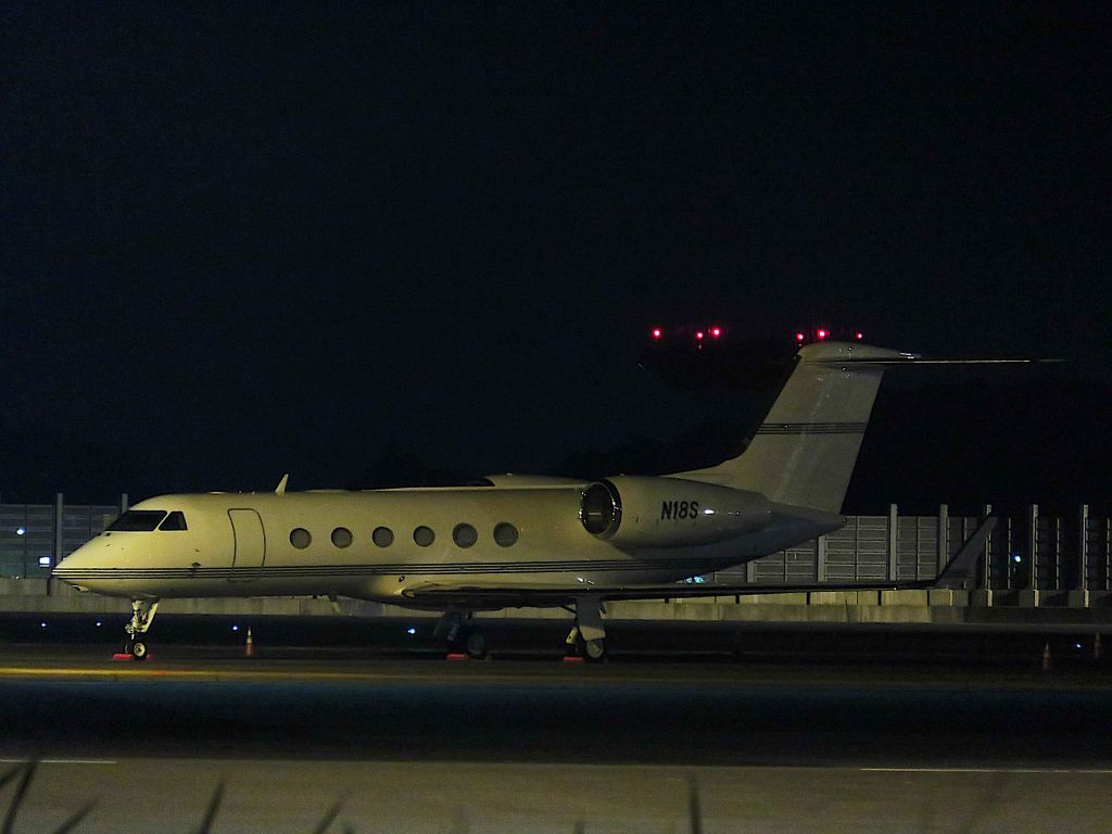 Gulfstream Aerospace Gulfstream IV (N18S) - I take a picture on Aug 23, 2017.