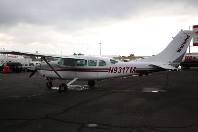 Cessna Skylane (N9317M)