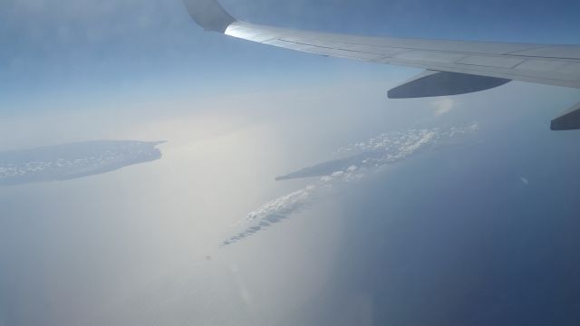 Boeing 737-800 (N899NN) - WINLETbr /PENINSULA DE PARAGUANÁ (LEFT)/ ARUBA ISLAND (RIGTH)br /10FEB2016 +o- 36.000 FTS 