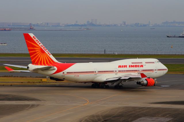 Boeing 747-400 (VT-EVA)