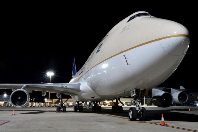 Boeing 747-400 (TF-AMI)