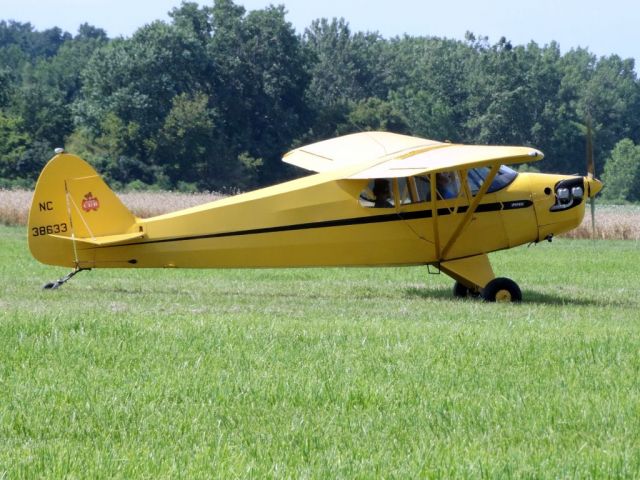 Piper L-14 Cub Cruiser (N38633)