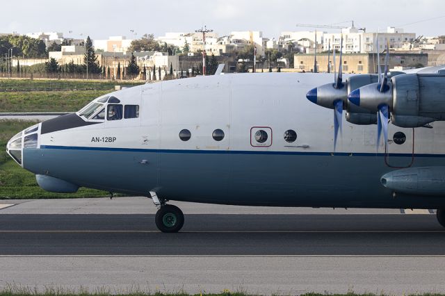 Antonov An-12 (UR-CBG)