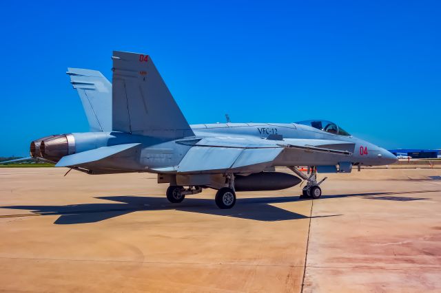 McDonnell Douglas FA-18 Hornet (16-2875)