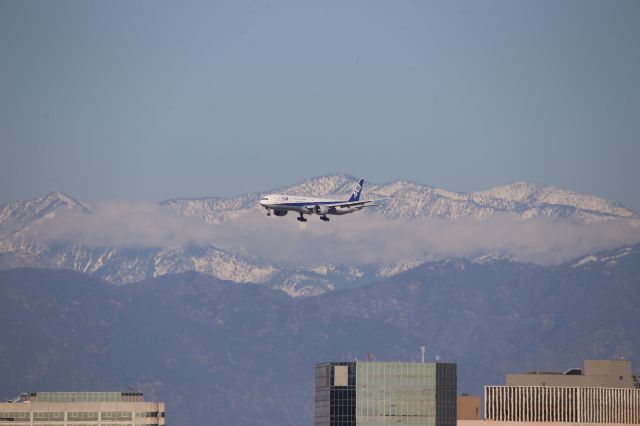 BOEING 777-300ER (JA778A)