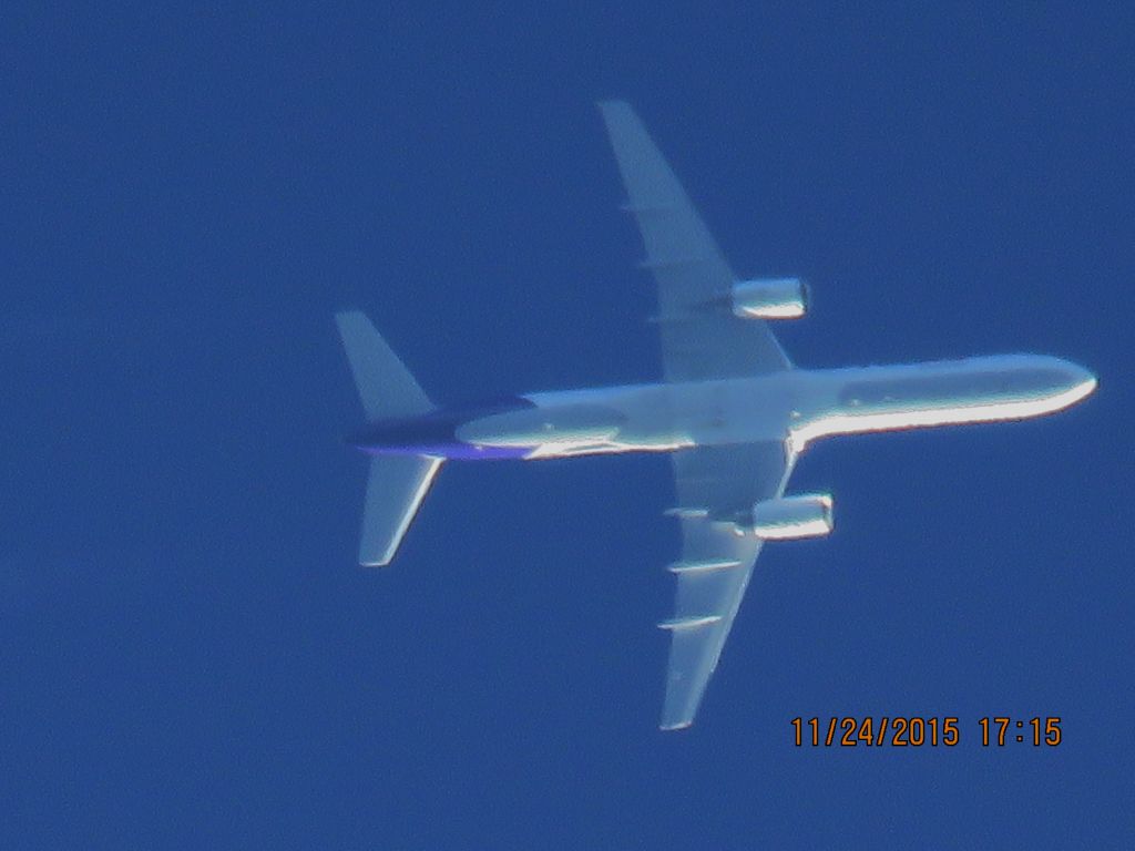 Boeing 757-200 (N921FD)