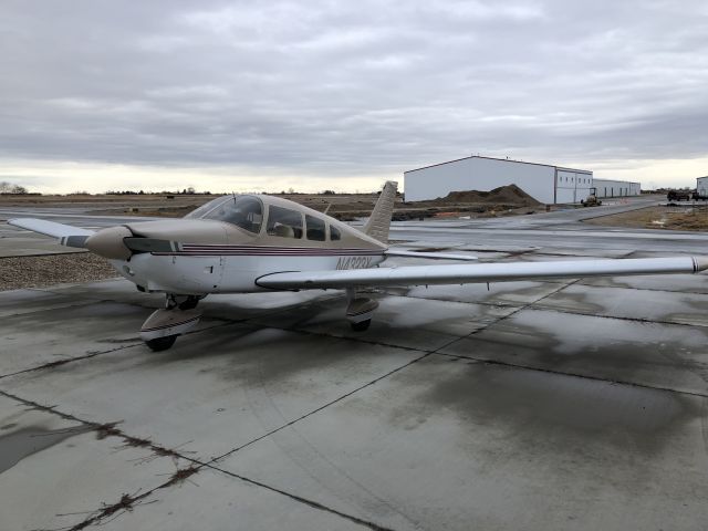 Piper Cherokee (N4323X)