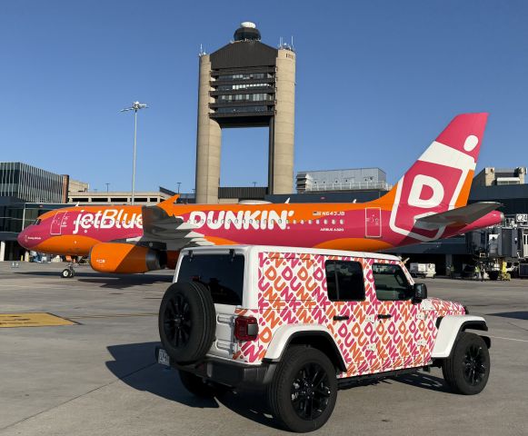 Airbus A320 (N643JB) - Dunkin' Special  05/12/25