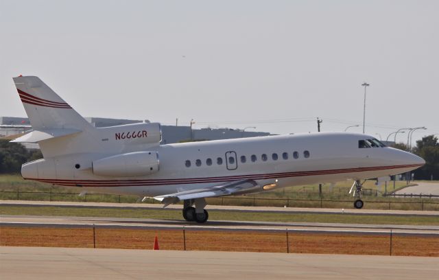 Dassault Falcon 900 (N6666R)