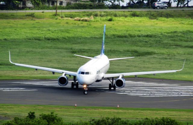 Airbus A321 (N949JT)