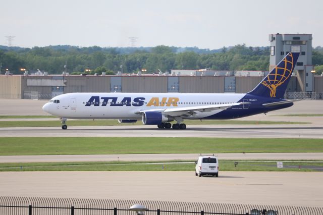 BOEING 767-300 (N662GT) - Title 42-related Atlas Air 767-300