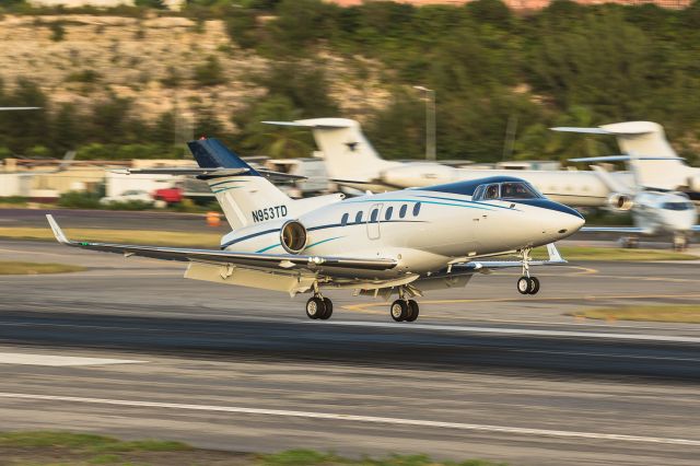 Hawker 800 (N953TD)