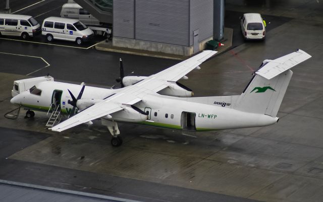 de Havilland Dash 8-100 (LN-WFP) - 2004