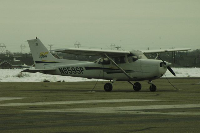 Cessna Skyhawk (N859SP)