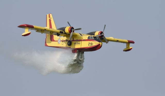 Canadair CL-215 (C-GBPD) - Airventure 2019