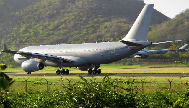 Airbus A330-200 (ZZ-336)
