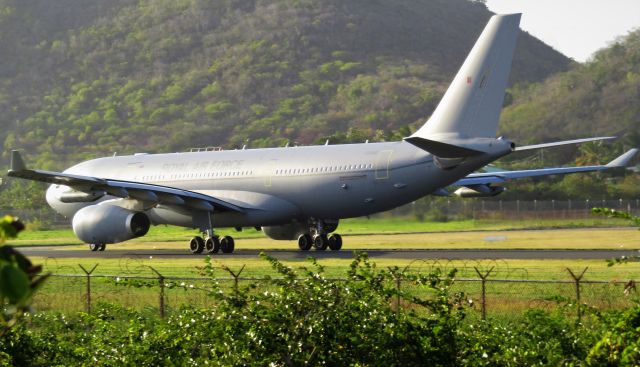 Airbus A330-200 (ZZ336)