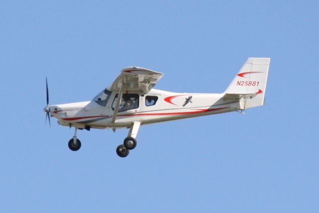 Experimental 100kts (N25881) - N25881 on approach to Runway 33 at Charlotte County Airport