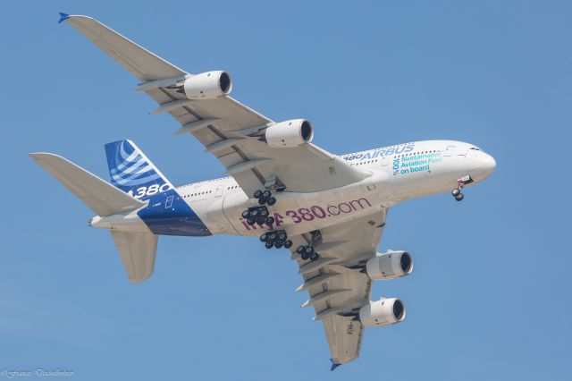 Airbus A380-800 (F-WWOW)