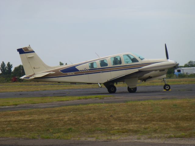 Beechcraft Bonanza (36) (N3817M)