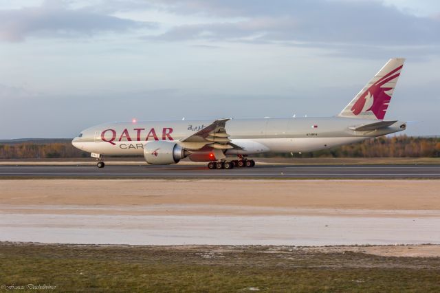 Boeing 777-200 (A7-BFA)