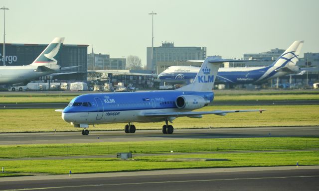 Fokker 70 (PH-KZO) - KLM Cityhopper Fokker F70 PH-KZO in Amsterdam 