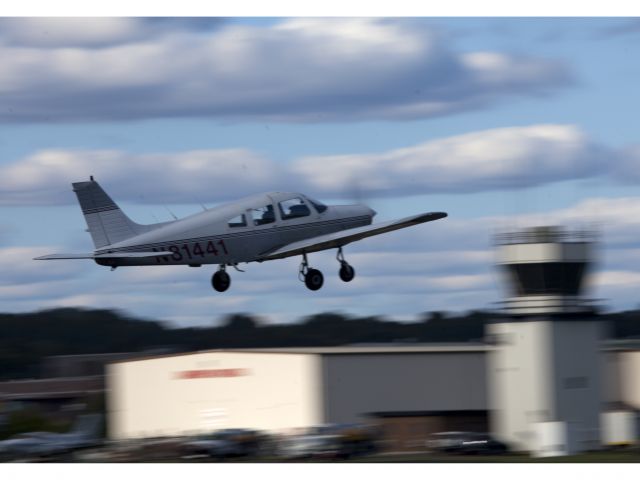 Piper Cherokee (N81441) - Take off runway 08 at Danbury.