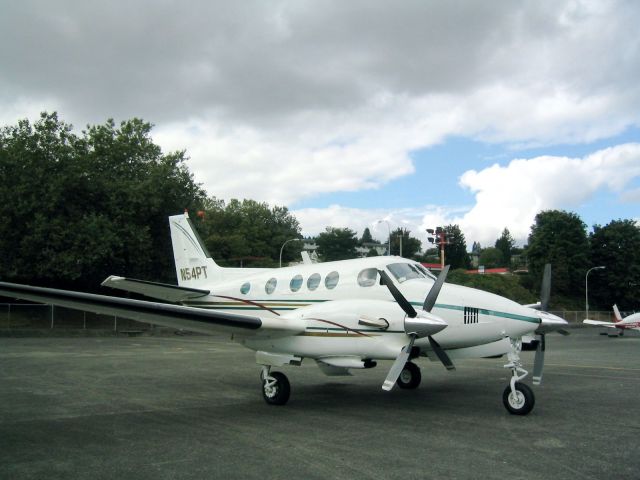 Beechcraft King Air 90 (N54PT)