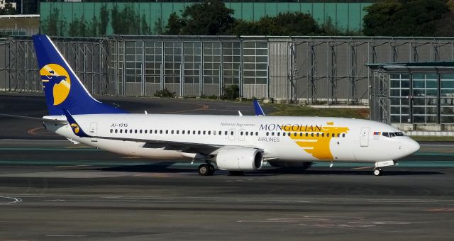 Boeing 737-800 (JU-1015)