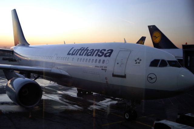 Airbus A310 (D-AIDH) - 2003! After sold to MEA, Air Madrid, and now Transat...