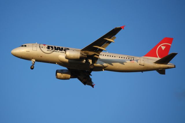Airbus A320 (N344NW)