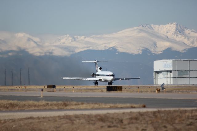 BOEING 727-200 (N698SS) - ENGINES SPOOLING UP FOR TAKE OFF ON RUNWAY 8 AT DIA.