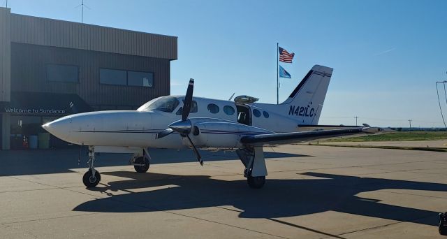 Cessna 421 (N421LC)