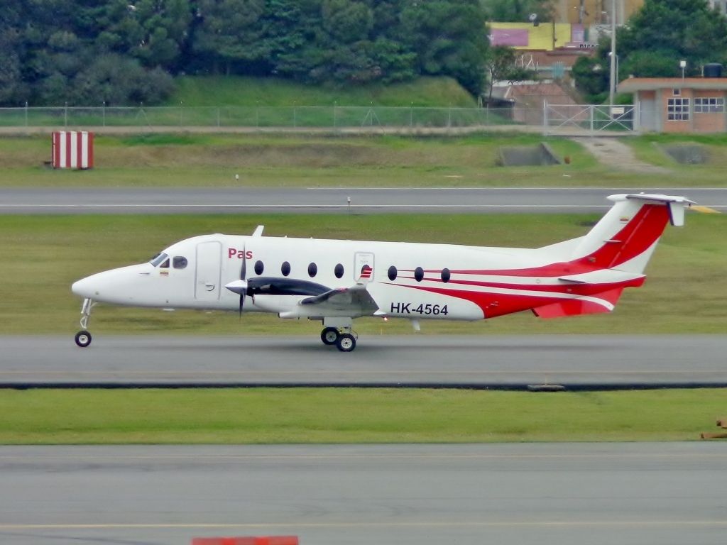 Beechcraft 1900 (HK4564)