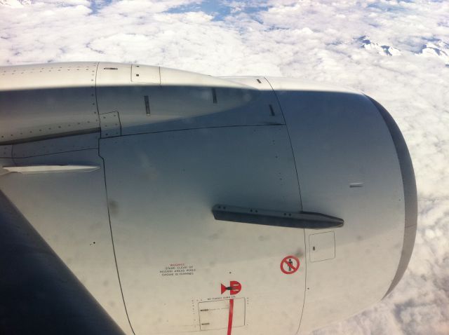 BOEING 737-600 —