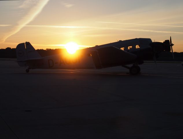 JUNKERS Ju-52/3m (D-CDLH)