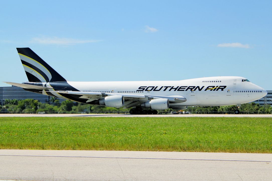 Boeing 747-200 (N761SA)