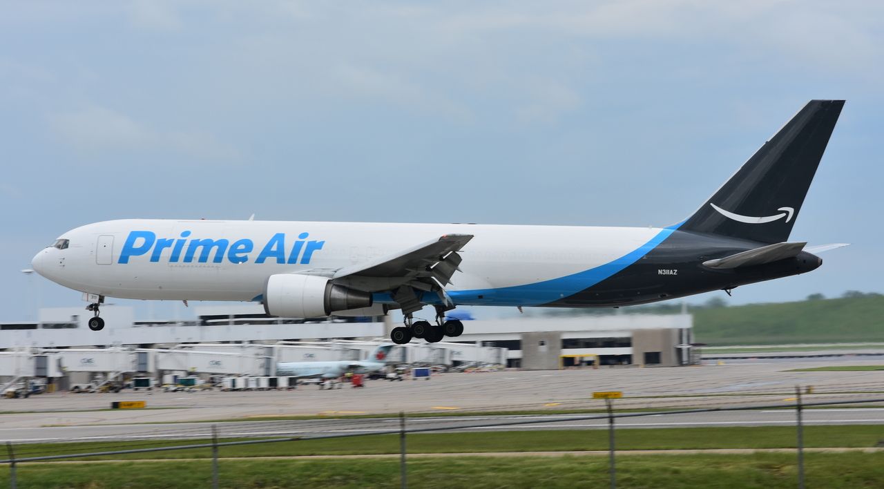 BOEING 767-300 (N311AZ) - Prime 763 landing 18L at CVG