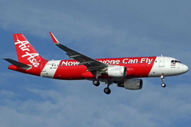 Airbus A320 (9M-AQV)