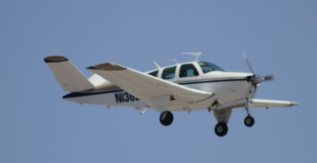 Beechcraft 35 Bonanza (N1362A)