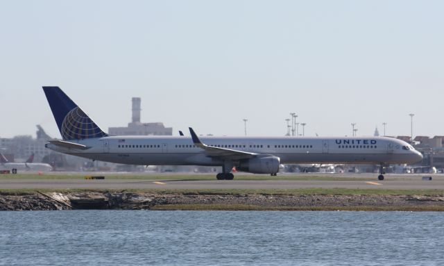 BOEING 757-300 (N57868)