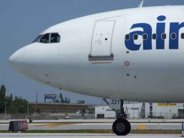 Airbus A310 (C-GVAT) - 09L at KFLL nice to see some planes from home while there...